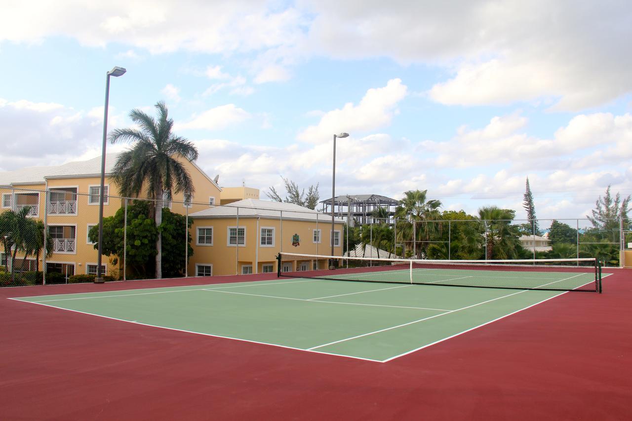 Regal Beach Club George Town Eksteriør billede